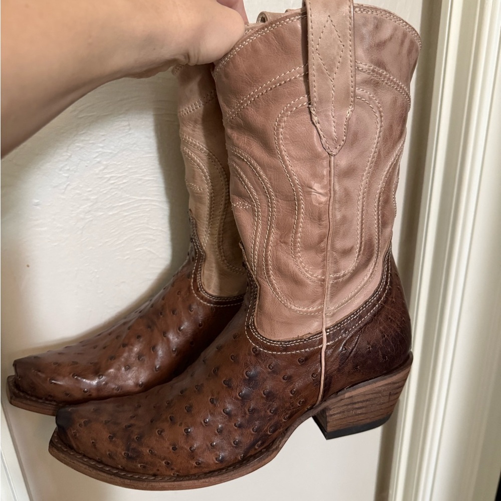 Freebird Warrick Brown Ostrich western Boots 7